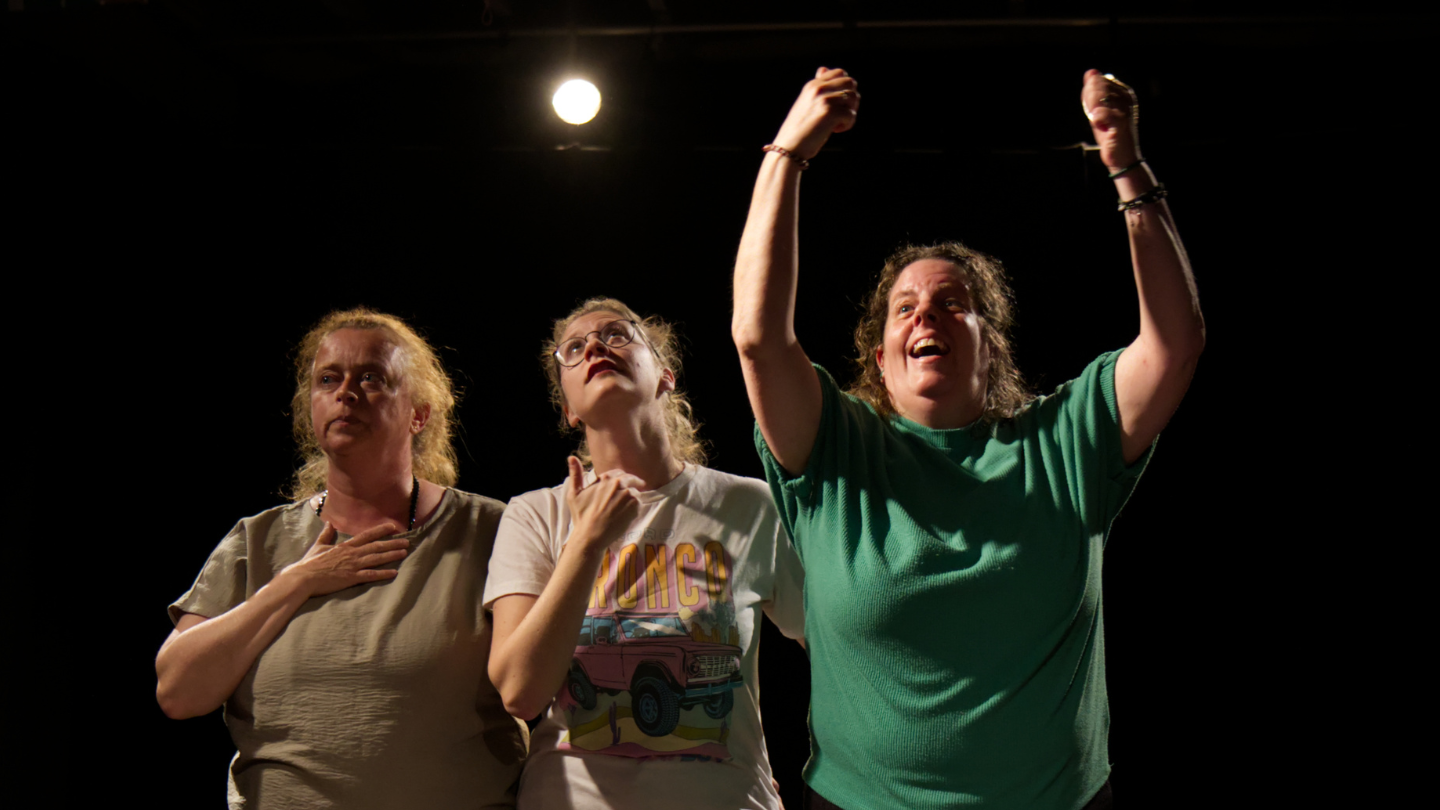 weergave van vrije spelers tijdens een impro-voorstelling van IMPRO HUB bij NIMMA IMPRO